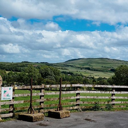 Pickersgill Manor Farm Bed & Breakfast Silsden Exterior photo