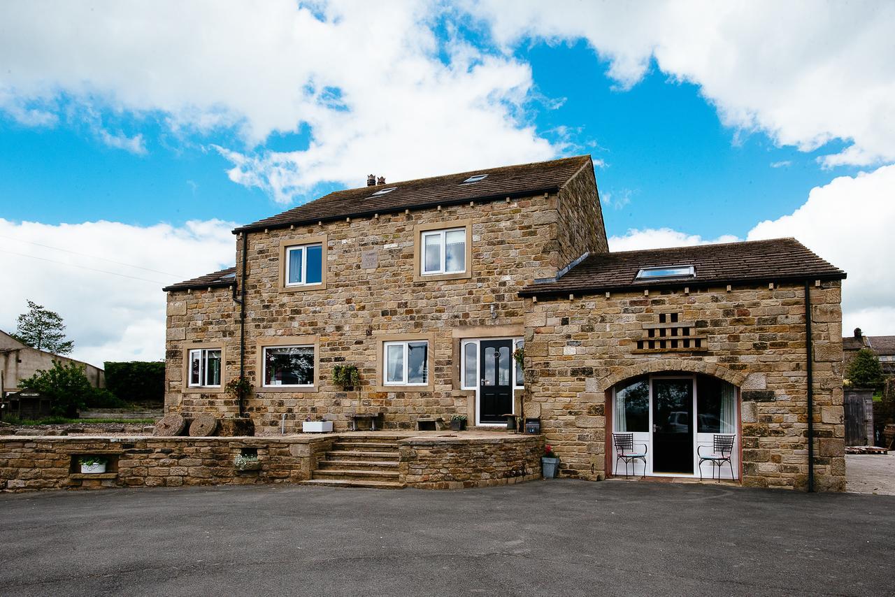 Pickersgill Manor Farm Bed & Breakfast Silsden Exterior photo